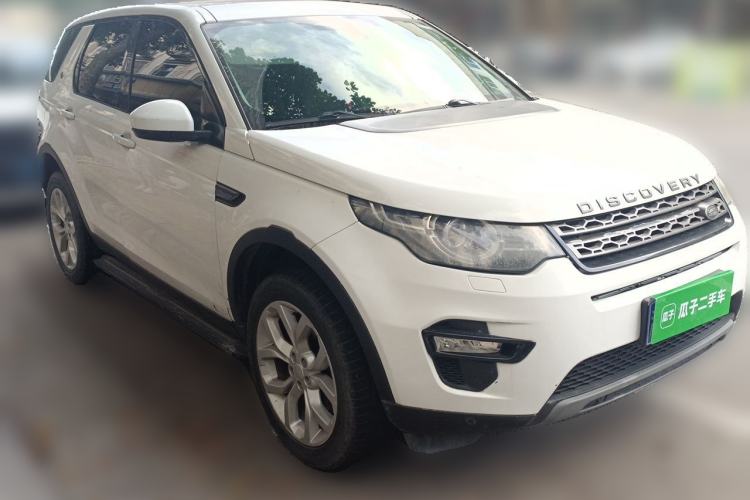 Used Land Rover Discovery Sport 2015 2.0T SE Front Right 45 Deg