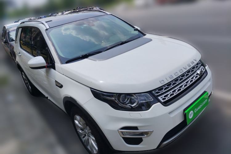 Used Land Rover Discovery Sport 2015 2.0T HSE LUXURY Front Right 45 Deg