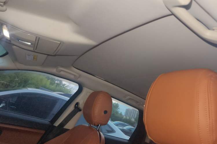 Used Land Rover Discovery Sport 2015 2.0T HSE LUXURY Headliner