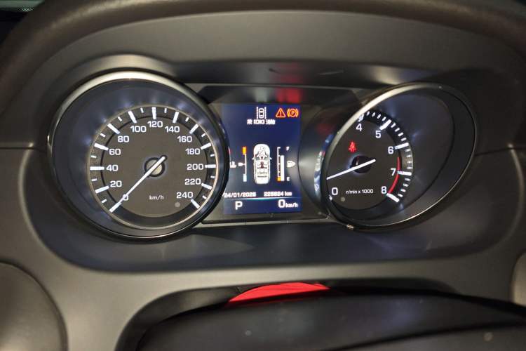 Used Land Rover Discovery Sport 2015 2.0T HSE LUXURY Instrument Cluster