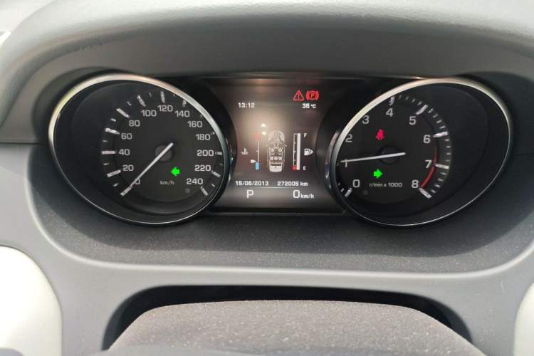 Used Land Rover Discovery Sport 2015 2.0T SE Instrument Cluster