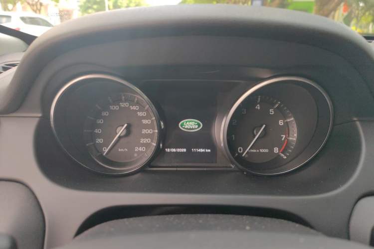 Used Land Rover Discovery Sport 2015 2.0T SE Instrument Cluster