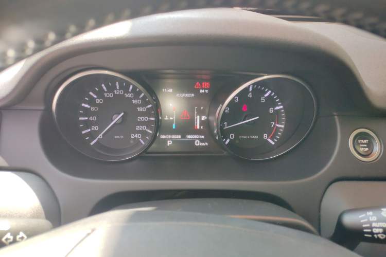 Used Land Rover Discovery Sport 2015 2.0T SE Instrument Cluster