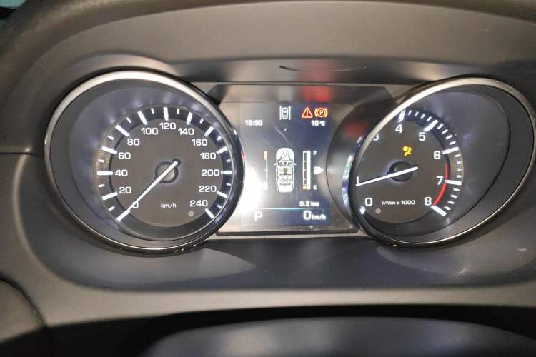 Used Land Rover Discovery Sport 2015 2.0T SE Instrument Cluster