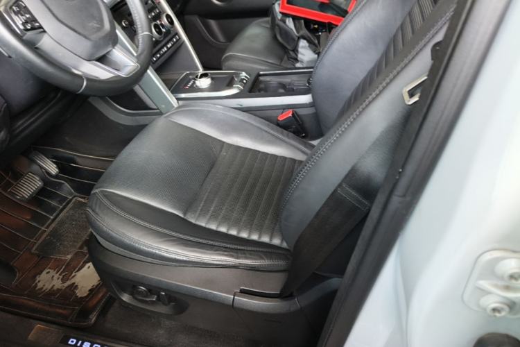 Used Land Rover Discovery Sport 2015 2.0T SE Left Front Seat