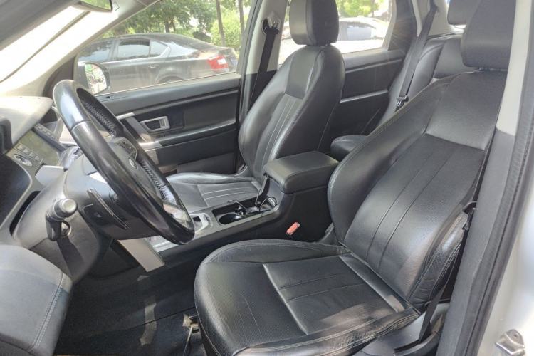 Used Land Rover Discovery Sport 2015 2.0T SE Left Front Seat