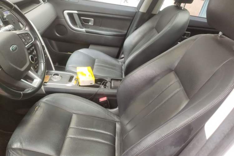 Used Land Rover Discovery Sport 2015 2.0T SE Left Front Seat