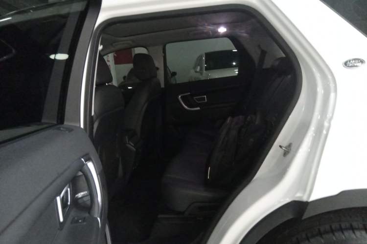 Used Land Rover Discovery Sport 2015 2.0T HSE LUXURY Left Rear Seat