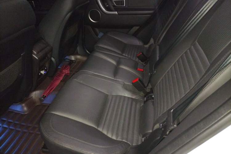 Used Land Rover Discovery Sport 2015 2.0T HSE LUXURY Left Rear Seat