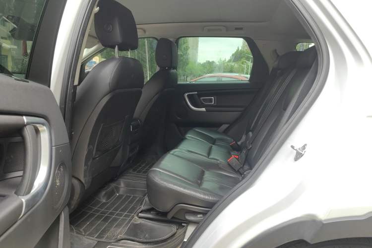 Used Land Rover Discovery Sport 2015 2.0T SE Left Rear Seat