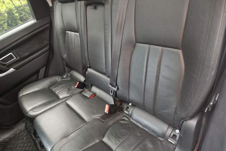 Used Land Rover Discovery Sport 2015 2.0T SE Left Rear Seat