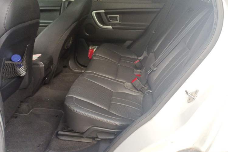 Used Land Rover Discovery Sport 2015 2.0T SE Left Rear Seat