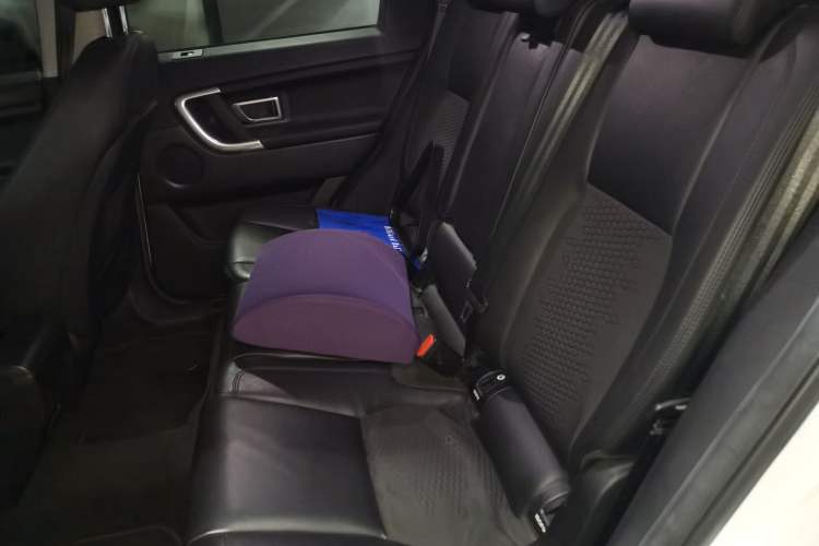 Used Land Rover Discovery Sport 2015 2.0T SE Left Rear Seat
