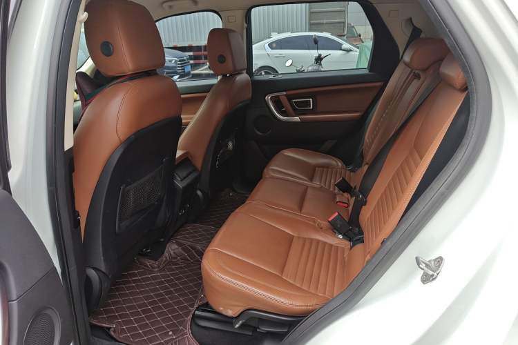Used Land Rover Discovery Sport 2015 2.0T HSE LUXURY Left Rear Seat