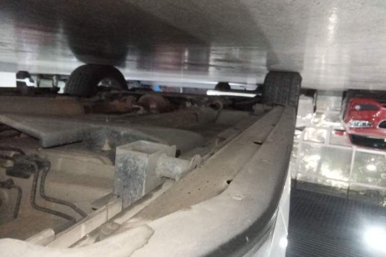 Used Land Rover Discovery Sport 2015 2.0T HSE LUXURY Left Side Sill