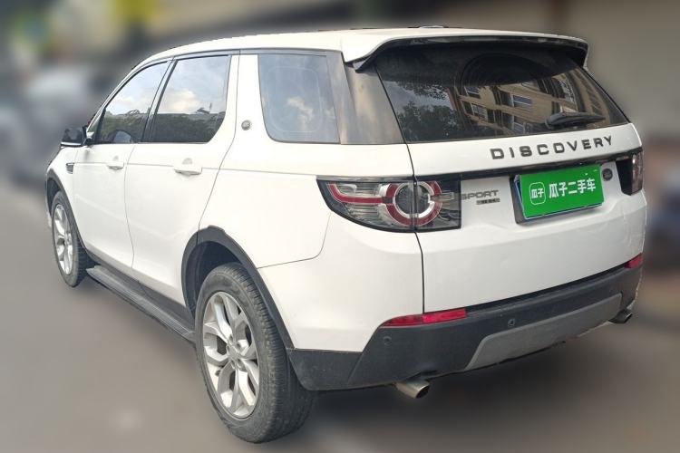 Used Land Rover Discovery Sport 2015 2.0T SE Rear Left 45 Deg