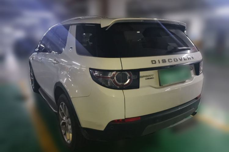 Used Land Rover Discovery Sport 2015 2.0T SE Rear Left 45 Deg