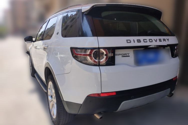 Used Land Rover Discovery Sport 2015 2.0T SE Rear Left 45 Deg