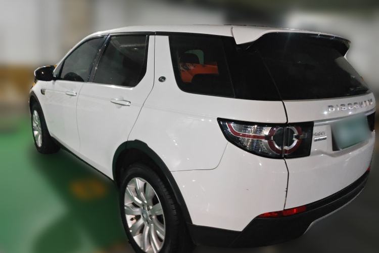 Used Land Rover Discovery Sport 2015 2.0T SE Rear Left 45 Deg