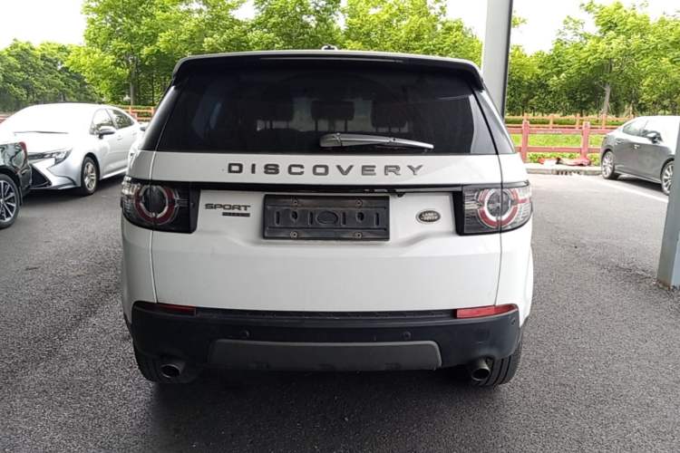 Used Land Rover Discovery Sport 2015 2.0T SE Rear