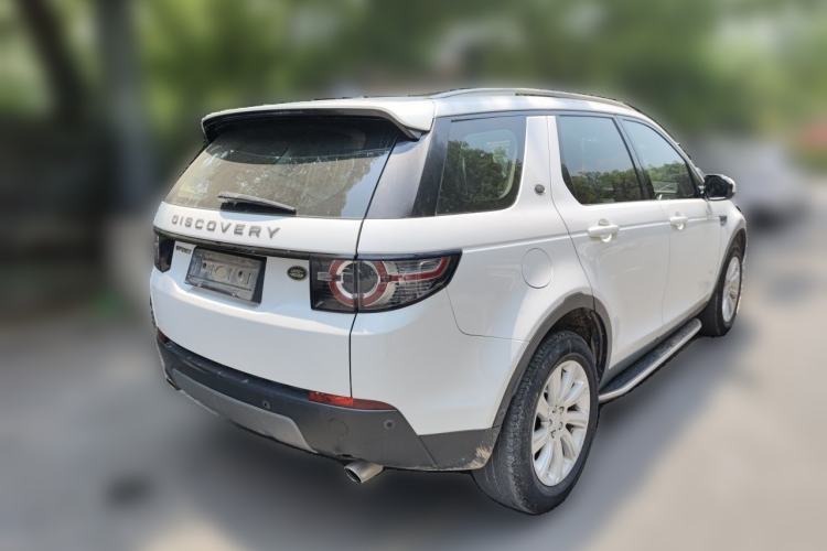 Used Land Rover Discovery Sport 2015 2.0T SE Rear Right 45 Deg