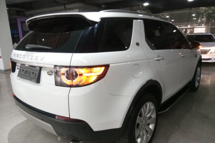 Used Land Rover Discovery Sport 2015 2.0T HSE LUXURY Rear Right 45 Deg