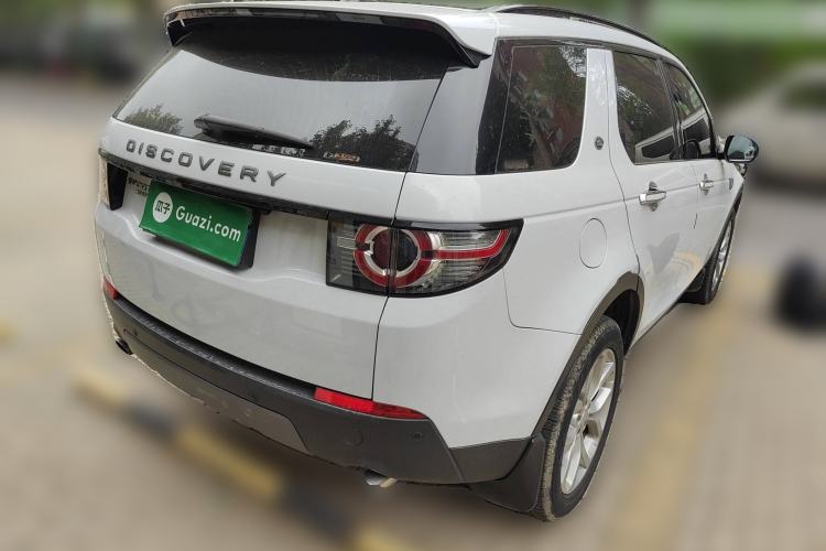 Used Land Rover Discovery Sport 2015 2.0T SE Rear Right 45 Deg