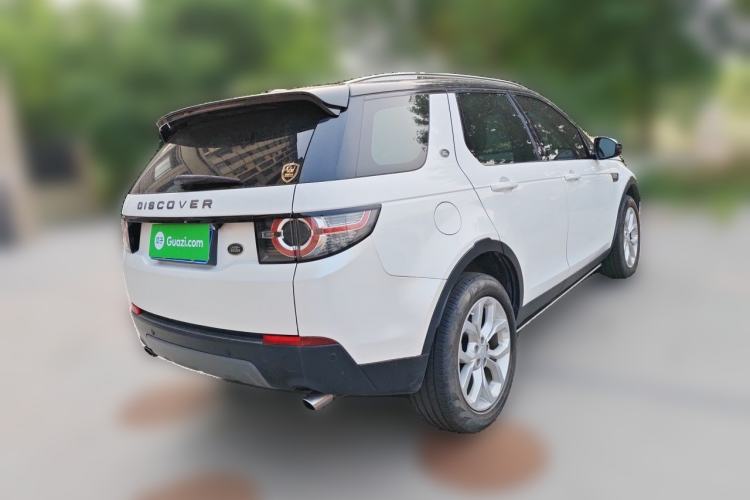 Used Land Rover Discovery Sport 2015 2.0T SE Rear Right 45 Deg