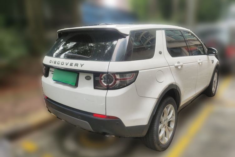 Used Land Rover Discovery Sport 2015 2.0T SE Rear Right 45 Deg