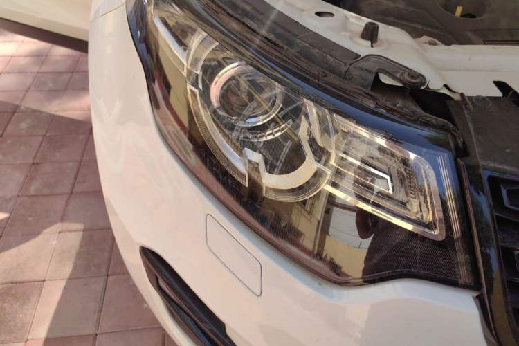 Used Land Rover Discovery Sport 2015 2.0T HSE LUXURY Right Front Headlight