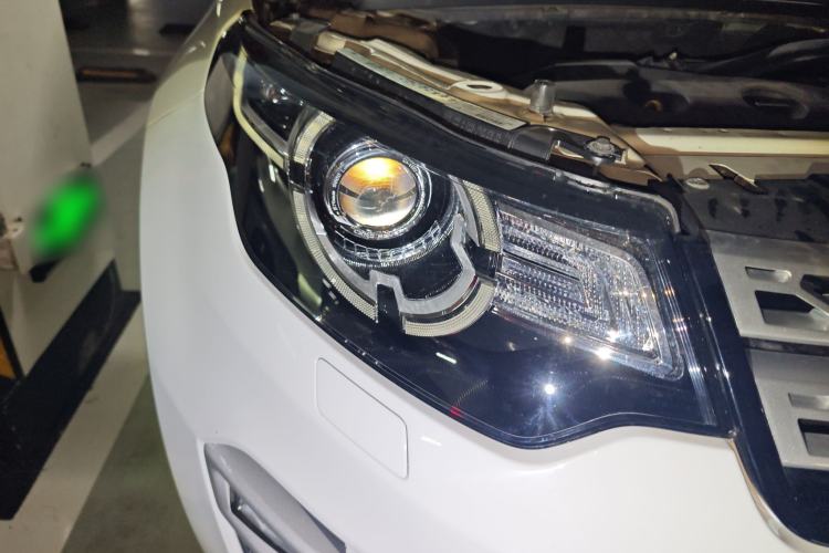 Used Land Rover Discovery Sport 2015 2.0T HSE LUXURY Right Front Headlight