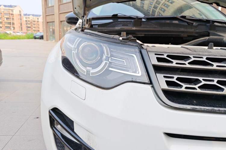 Used Land Rover Discovery Sport 2015 2.0T SE Right Front Headlight