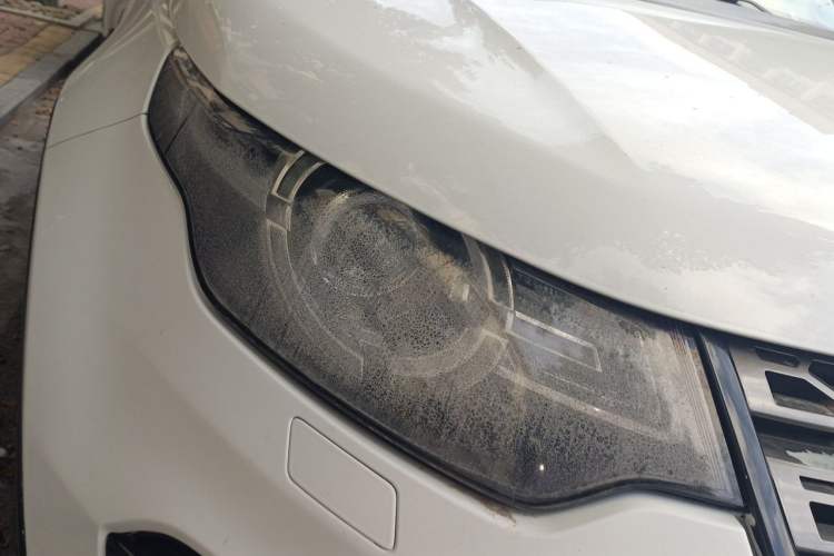Used Land Rover Discovery Sport 2015 2.0T SE Right Front Headlight