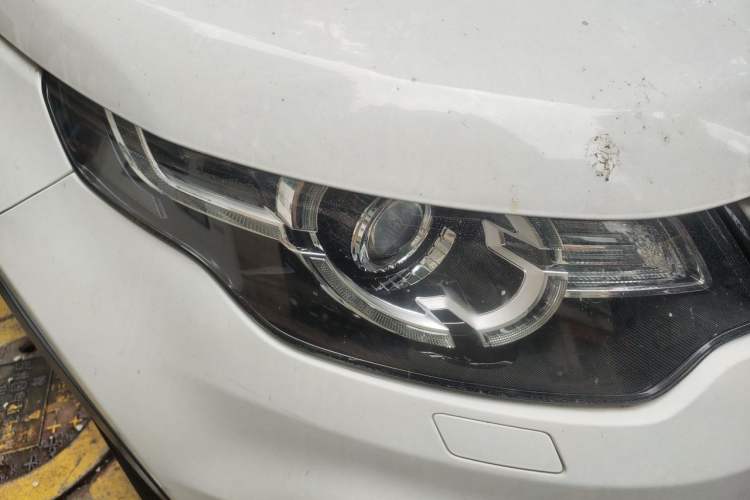Used Land Rover Discovery Sport 2015 2.0T SE Right Front Headlight