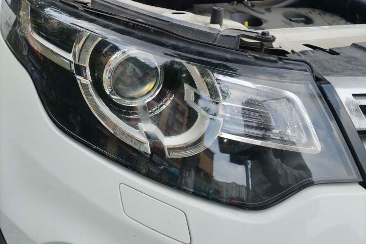 Used Land Rover Discovery Sport 2015 2.0T HSE LUXURY Right Front Headlight