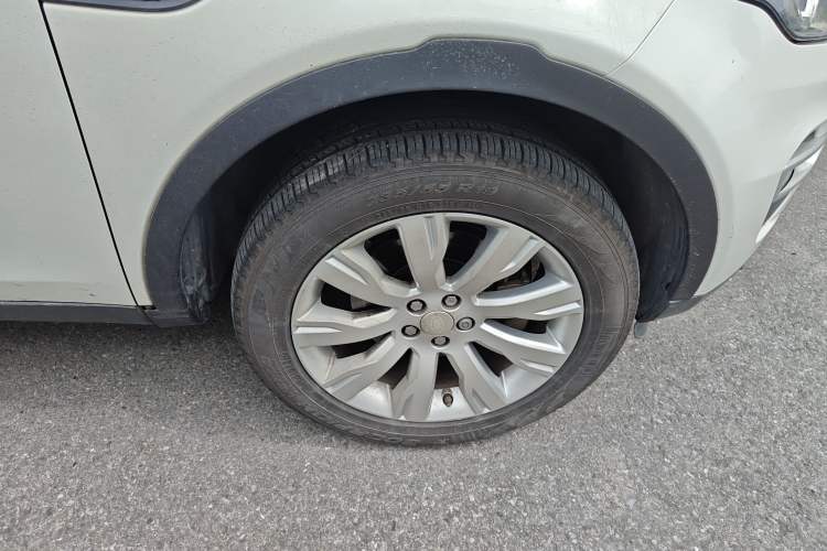 Used Land Rover Discovery Sport 2015 2.0T HSE LUXURY Right Front Wheel Hub