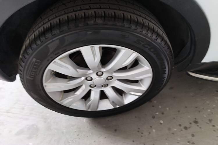 Used Land Rover Discovery Sport 2015 2.0T SE Right Rear Wheel Hub