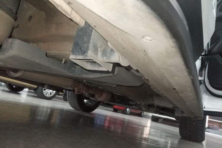 Used Land Rover Discovery Sport 2015 2.0T HSE LUXURY Right Side Sill