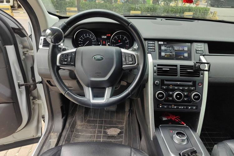 Used Land Rover Discovery Sport 2015 2.0T SE Steering Wheel