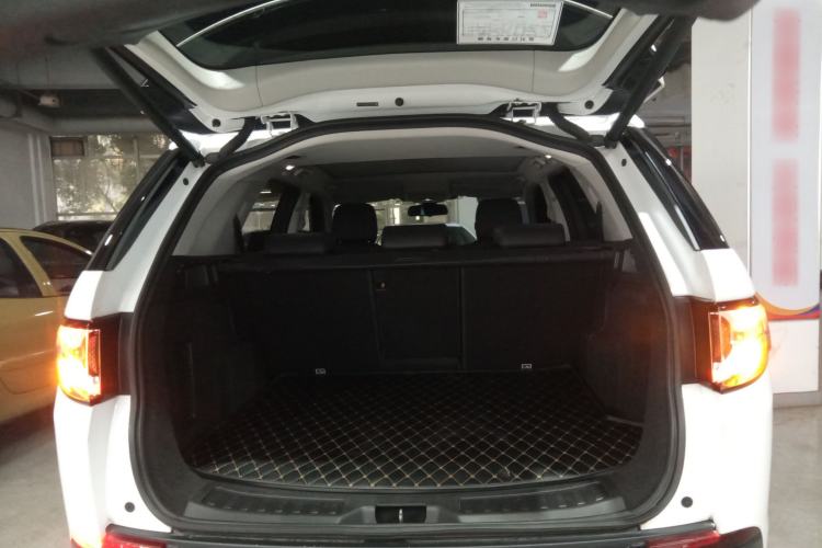 Used Land Rover Discovery Sport 2015 2.0T HSE LUXURY Trunk
