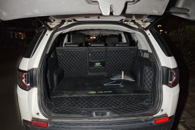 Used Land Rover Discovery Sport 2015 2.0T SE Trunk