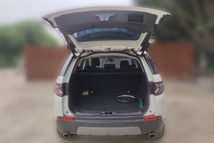 Used Land Rover Discovery Sport 2015 2.0T SE Trunk