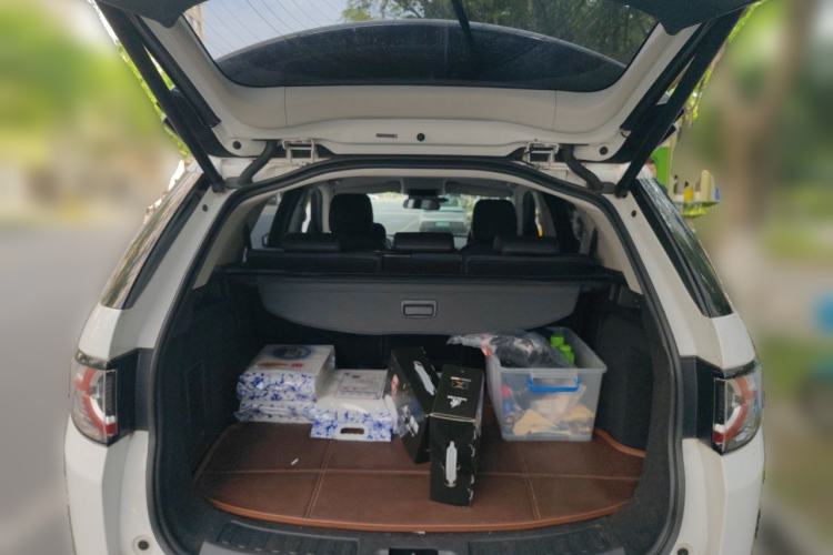 Used Land Rover Discovery Sport 2015 2.0T SE Trunk