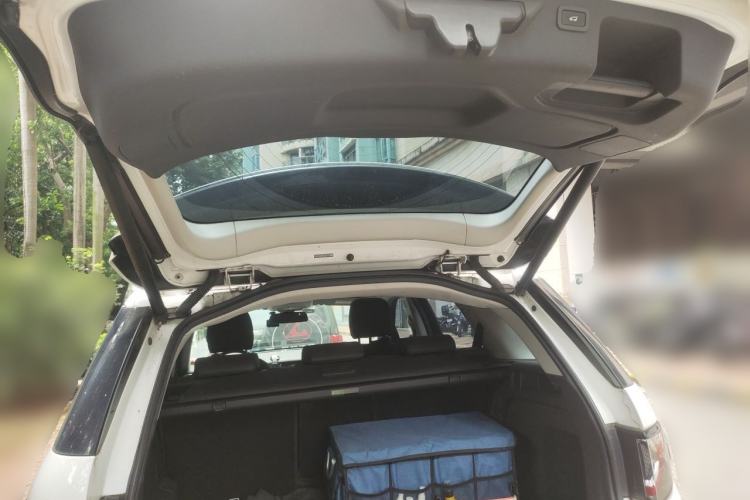 Used Land Rover Discovery Sport 2015 2.0T SE Trunk