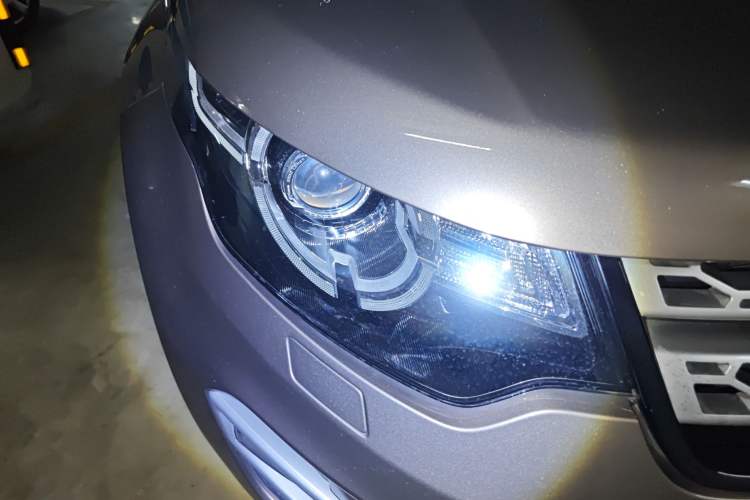 Used Land Rover Discovery Sport 2015 2.0T HSE LUXURY Exterior 6