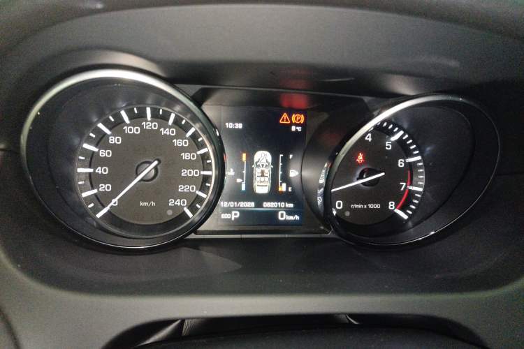 Used Land Rover Discovery Sport 2015 2.0T SE Instrument Cluster