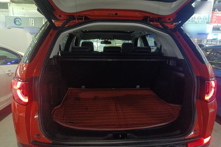Used Land Rover Discovery Sport 2015 2.0T SE Trunk