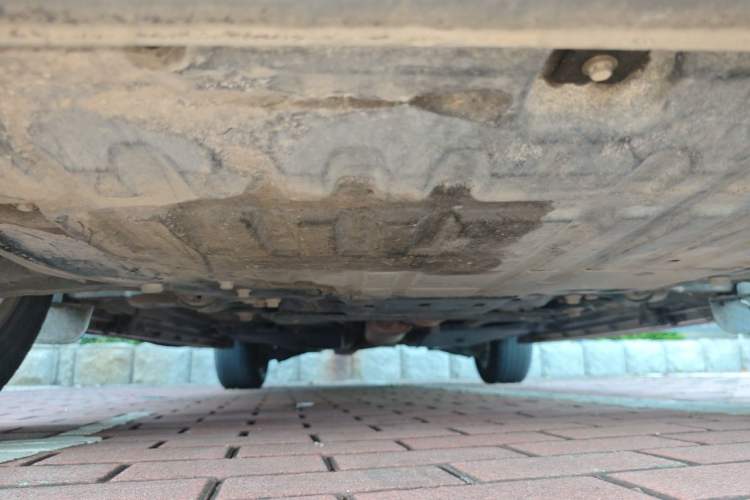 Used Land Rover Discovery Sport 2016 2.0T SE Chassis Front