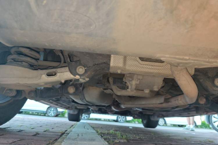 Used Land Rover Discovery Sport 2016 2.0T SE Chassis Rear