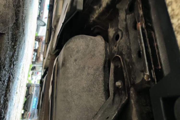 Used Land Rover Discovery Sport 2016 2.0T HSE Chassis Rear Left